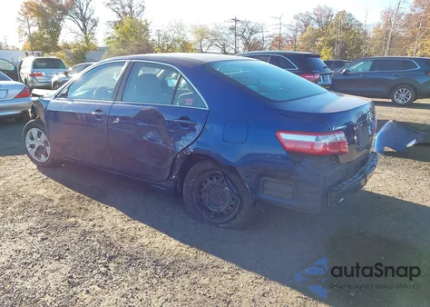 2009 Toyota Camry Le z USA, uszkodzony, nr VIN 4T1BE46K39U354803